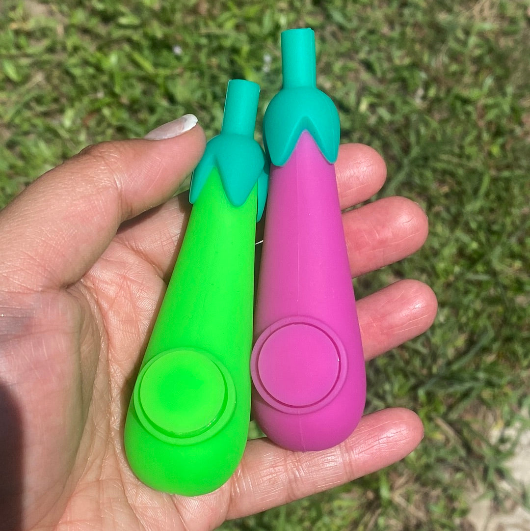 Sili Eggplant Pipe π